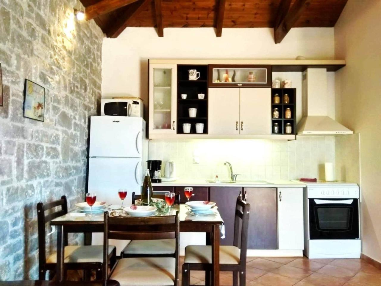 Atha-Tina:Traditional Stone Homes 아요스니콜라오스 외부 사진